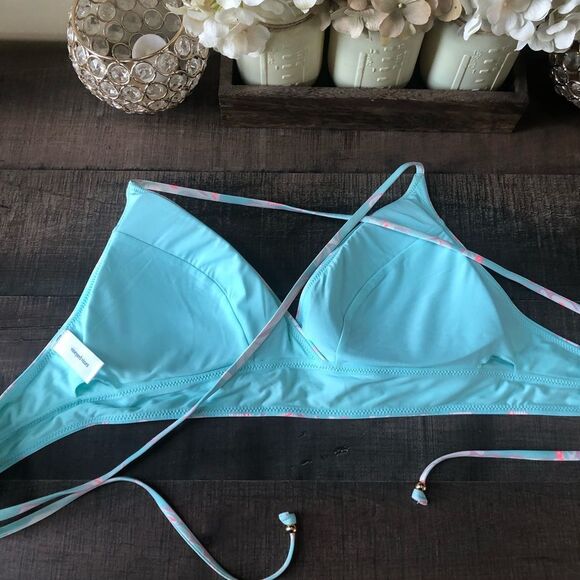 Vineyard Vines Bikini Top - Picture 2 of 4